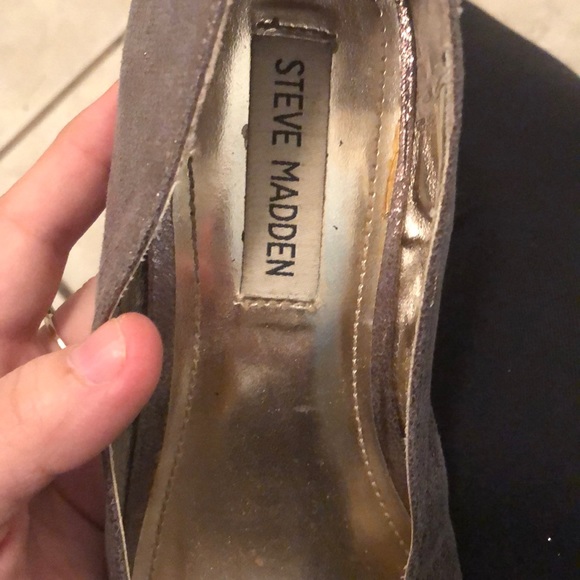 Steve Madden bronze sparkly shoes with low heels